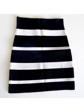 BCBGMaxAzria | Mini Skirt